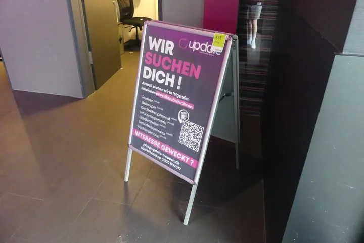 Kundenstopper mit 2x Alurahmen mit Poster, 3-tlg.